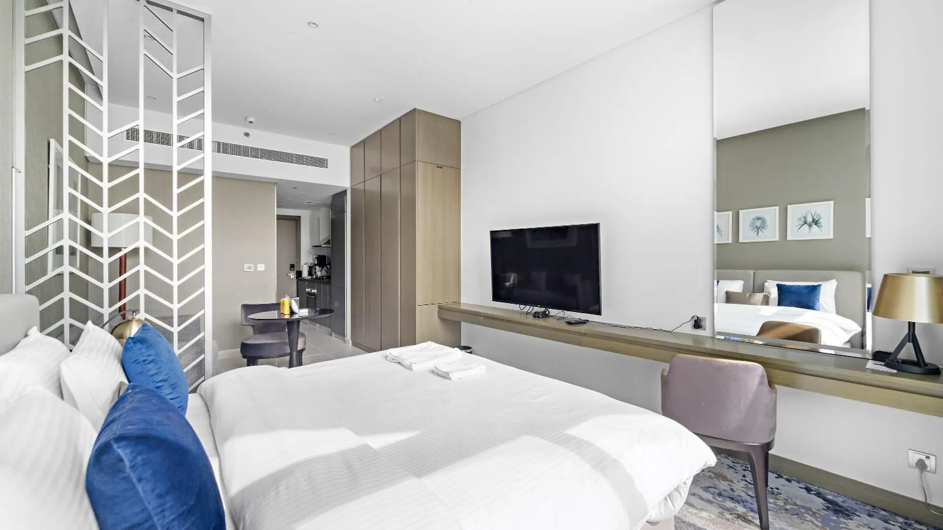 Silkhaus Luxurious Studio Damac Prive Tower Dubái Apartamento